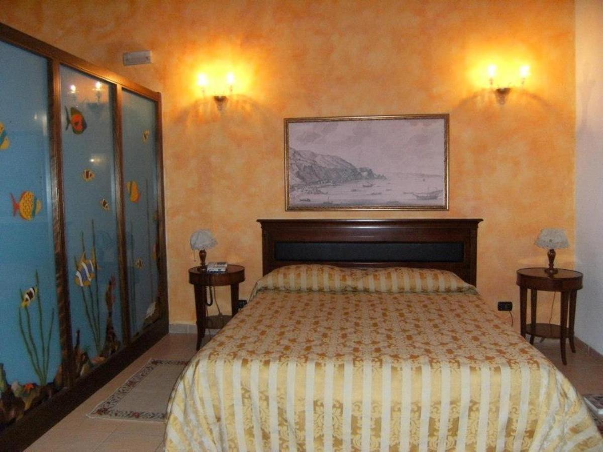 U' Bais Hotel 4*